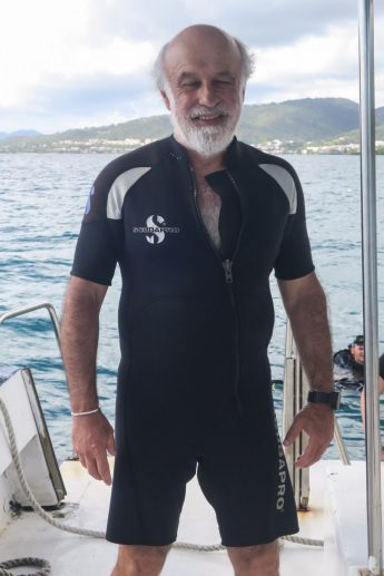 Yannick en tenue